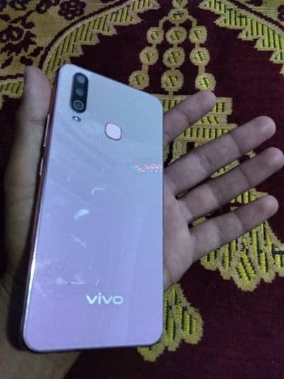 Vivo Y17