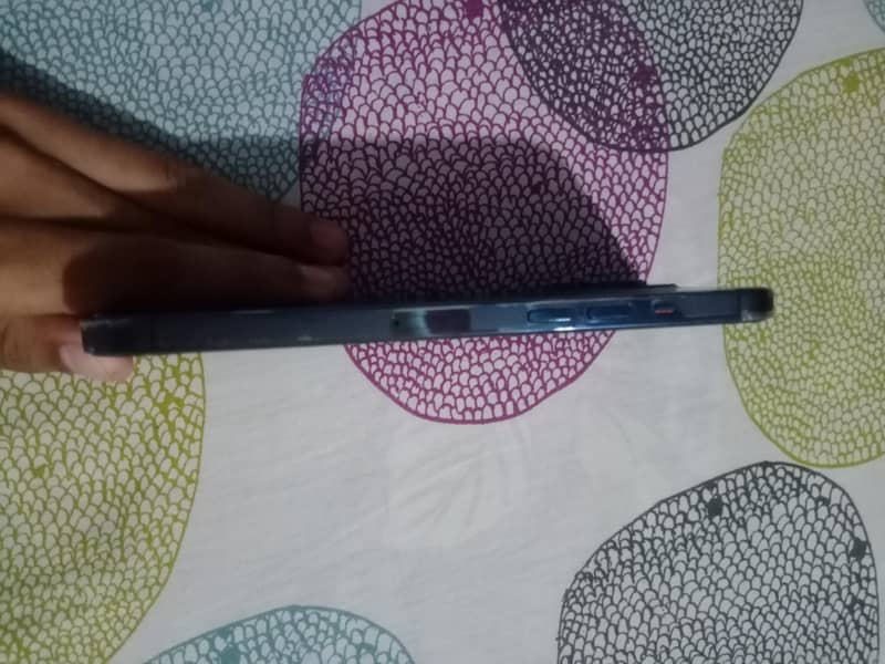 iphone 12 pro max 1
