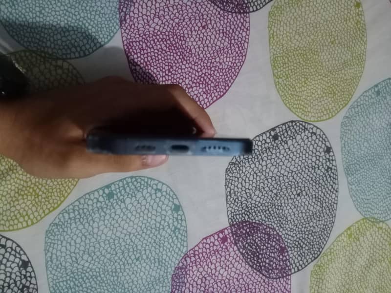 iphone 12 pro max 3