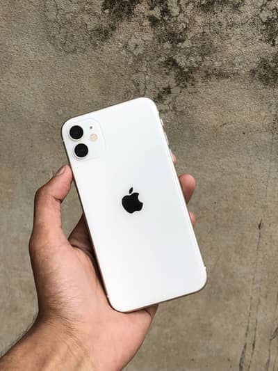 iphone 11 64GP NON PTA CONDITION 10/10