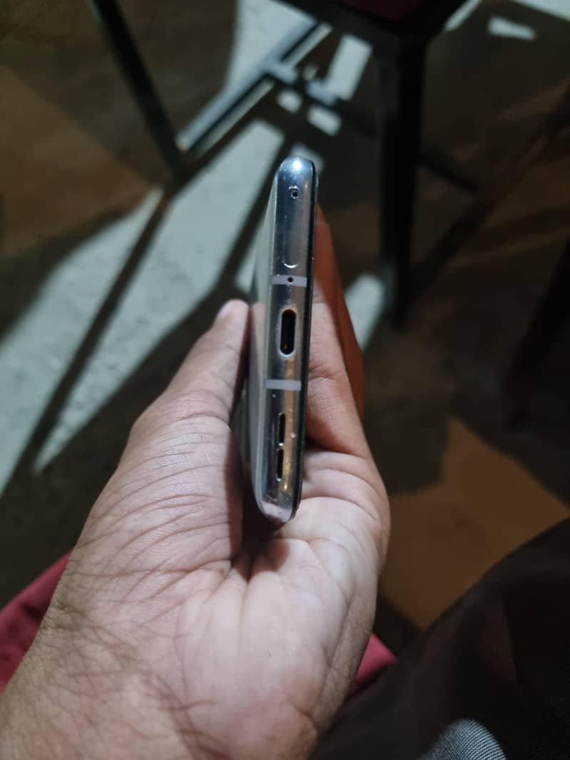 OnePlus 8t 4