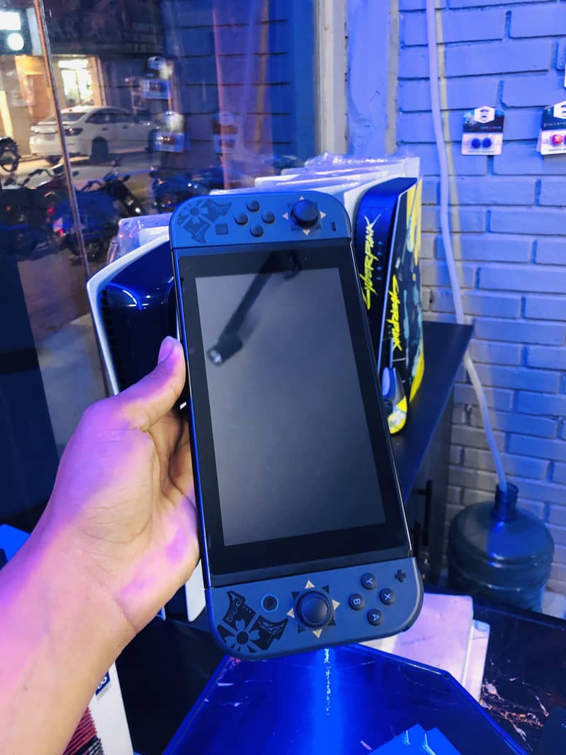 Nitendo  switch 0