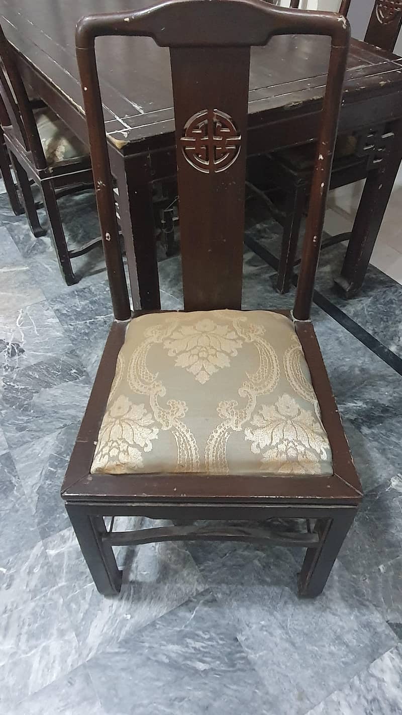 wooden dining table 1