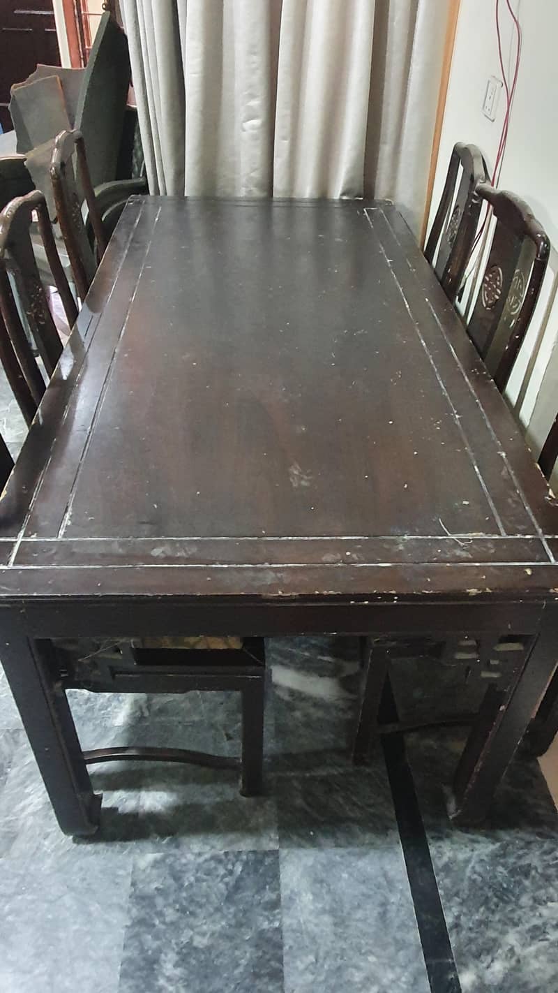 wooden dining table 0