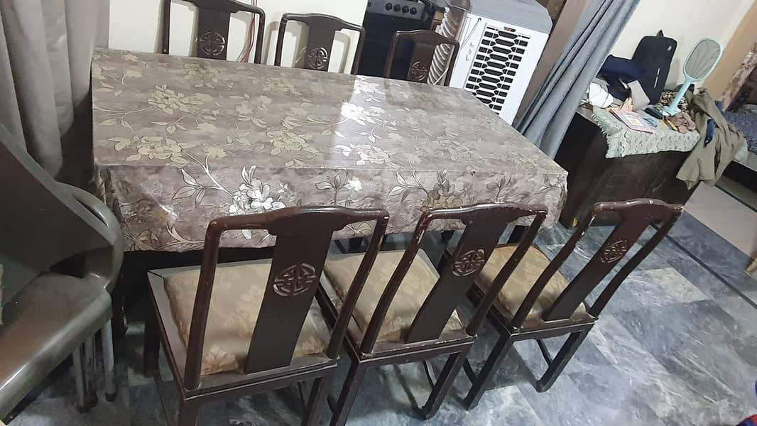 wooden dining table 5