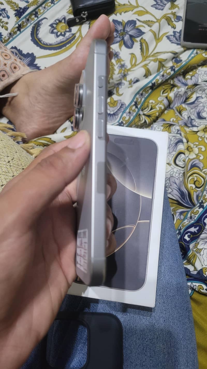 Iphone 16 Pro 3