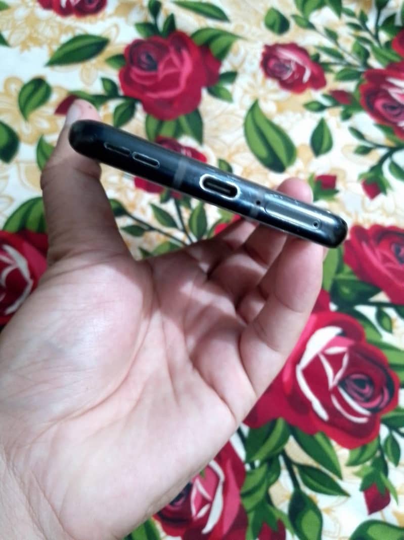 One plus 8 pro 3
