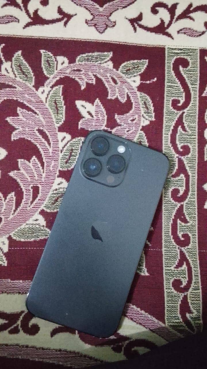 Iphone 14 pro max 3