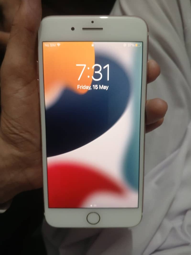 Apple iPhone 7 Plus 0