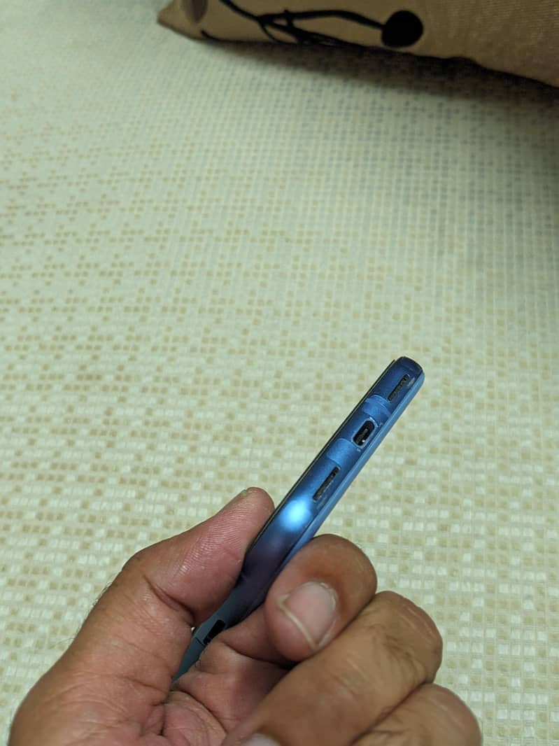 Google Pixel 8a 3
