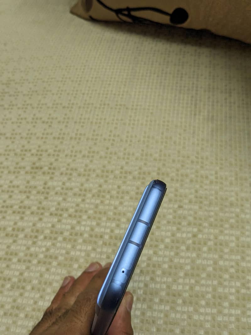 Google Pixel 8a 4