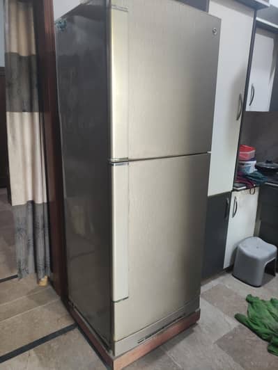 PEL - PRDI160 Capacity 15 cu ft420 ltrs Dimensions 690 x 1810 x 690