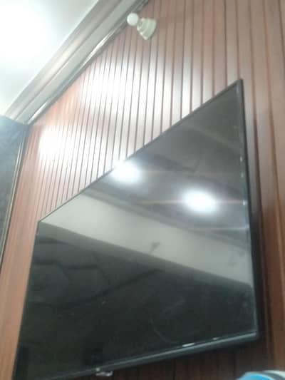 TCL, Smart LED TV (4K Ultra HD) - Urgent Sale (Price Negotiable)