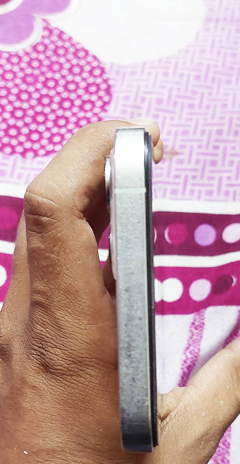 iphone 12 pro max 5