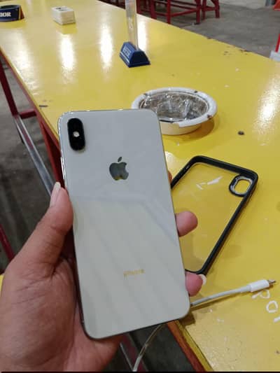 iPhone xs max complete box for sal My WhatsAppO335/69/14/573
