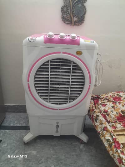 cooler in excellent condition for sale