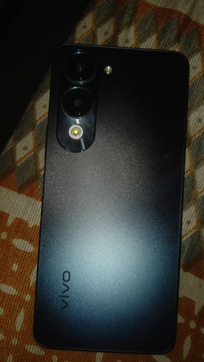 VIVO Y04
