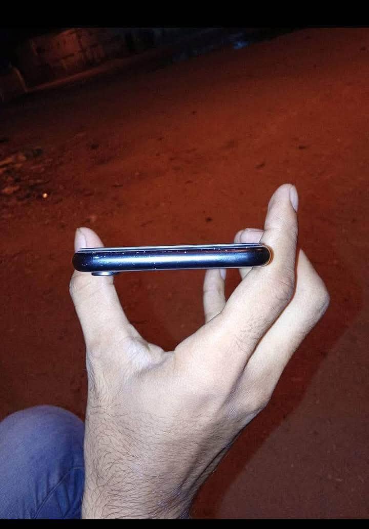 iphone XR 3