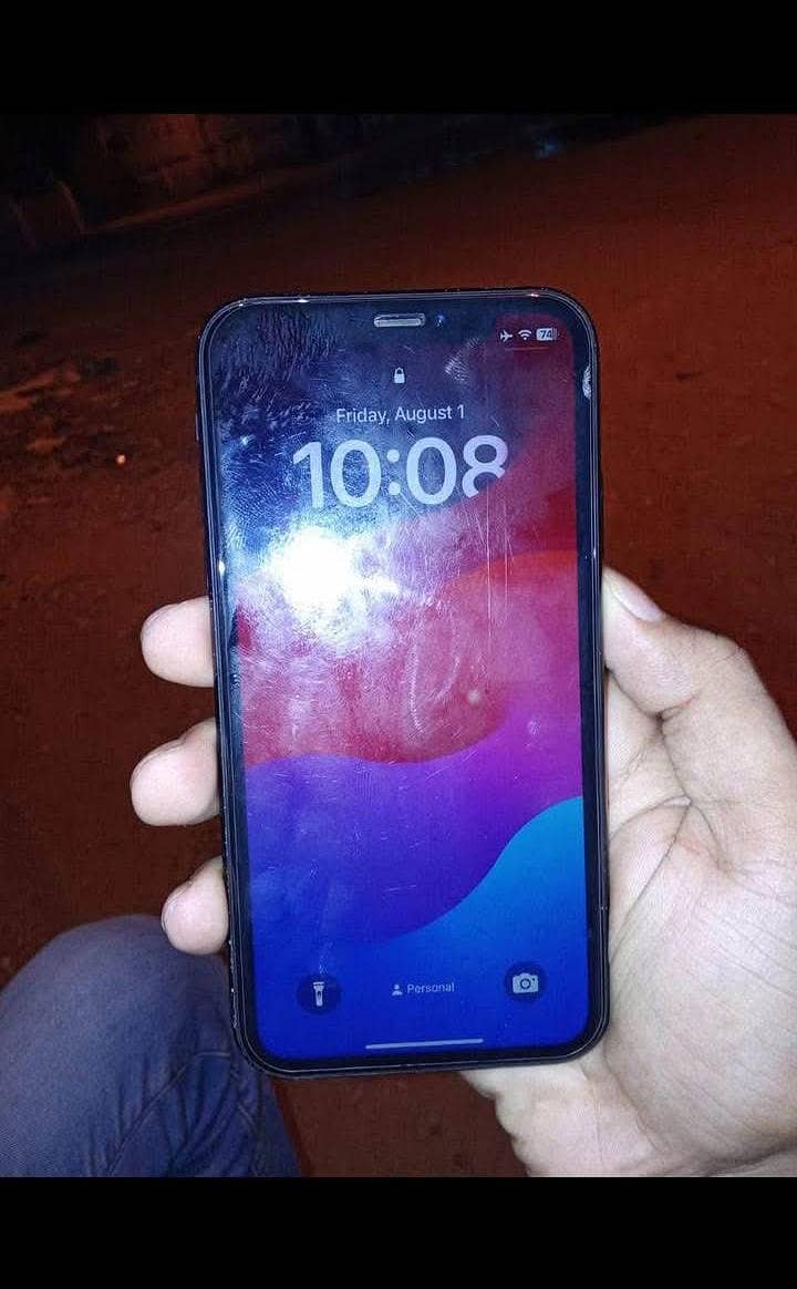 iphone XR 5