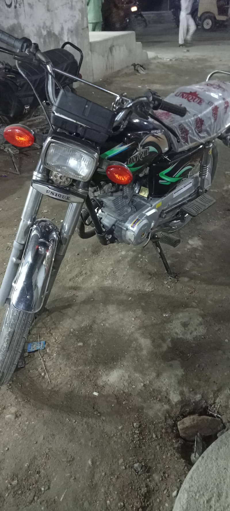 unique 125 0
