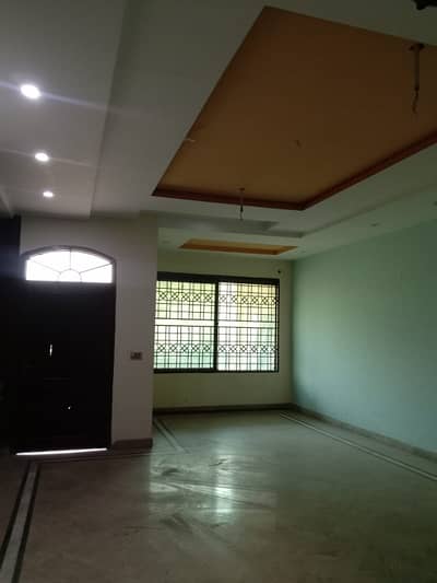 A House Of 1 Kanal In Rs. 385000