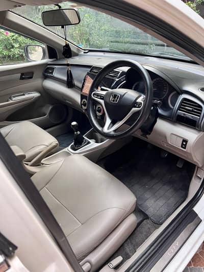 Honda city 2015