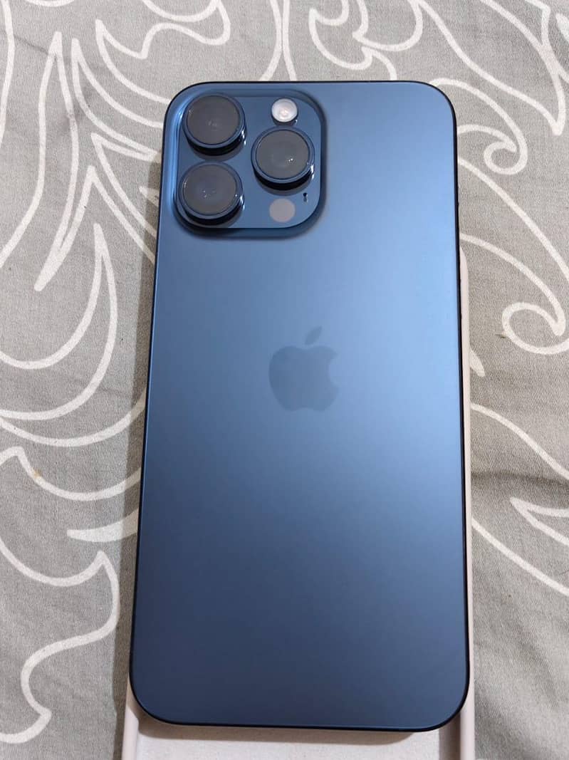 iphone 15 pro max 1