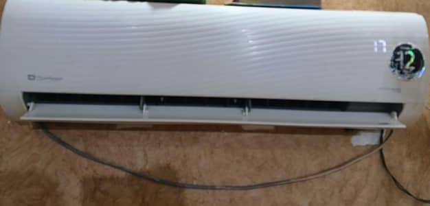 Dawlance DC inverter good condition for sale