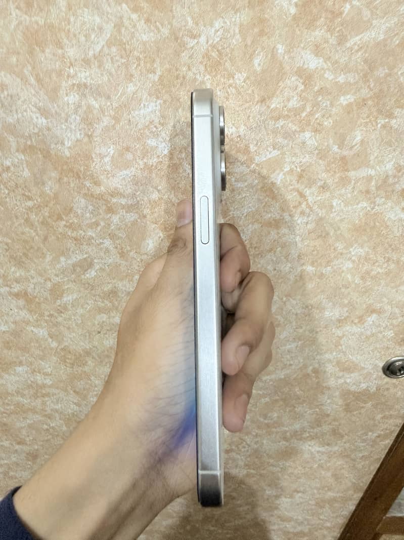 iPhone 15 pro max 1