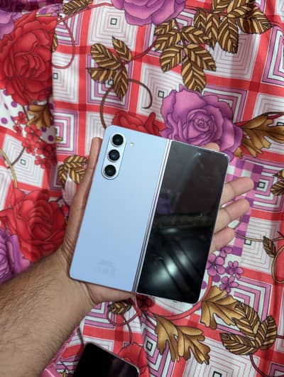 Samsung Zfold 5
