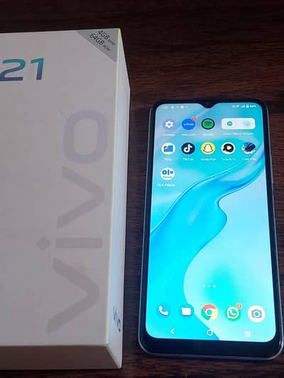 Vivo y21 for sale.  set all okay