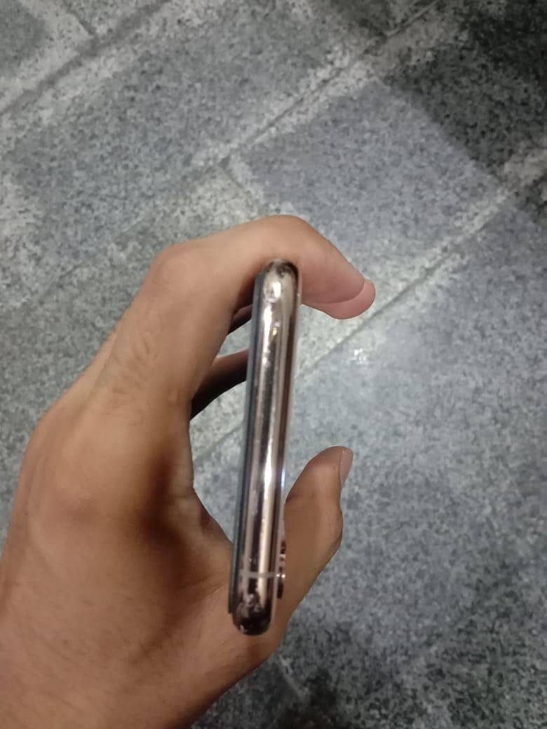 Iphone xs 1