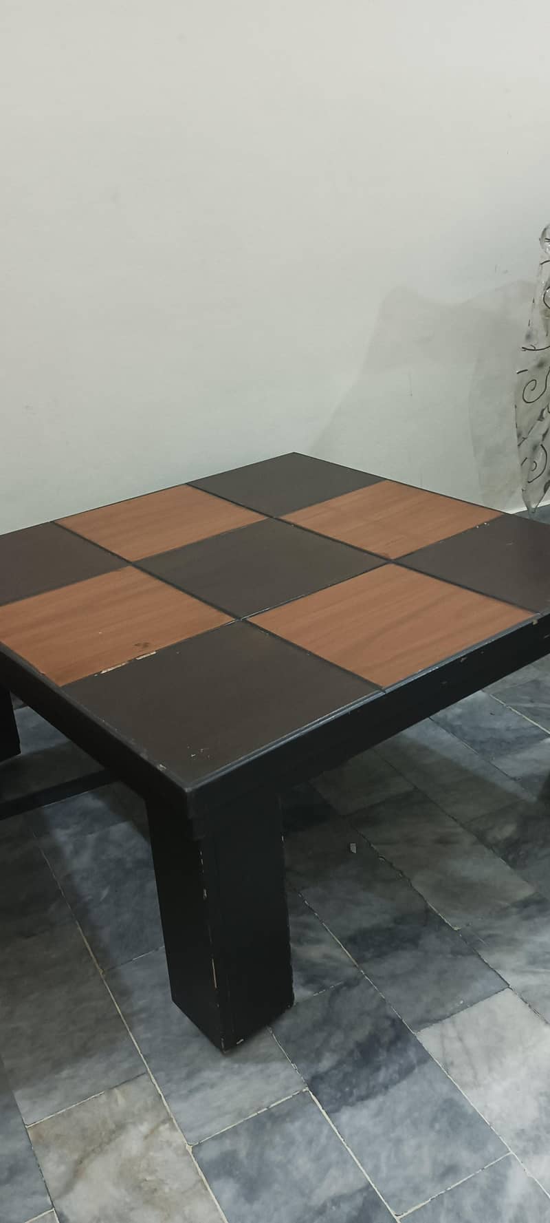square table 3/3 3