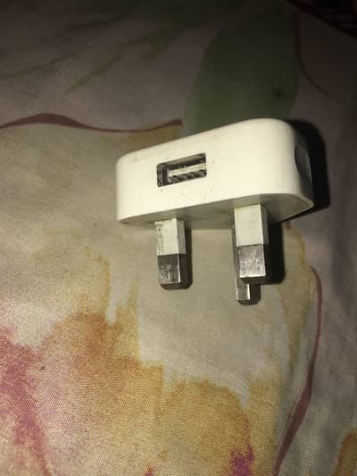 I phone adapter charging
