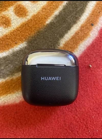 HUAWEI FreeBuds SE 3 wireless earbuds in Black.