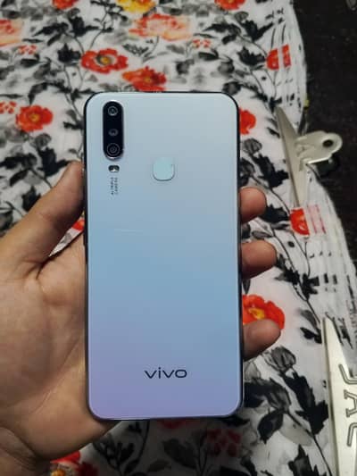 vivo y17 8gb/256gb Good Condition