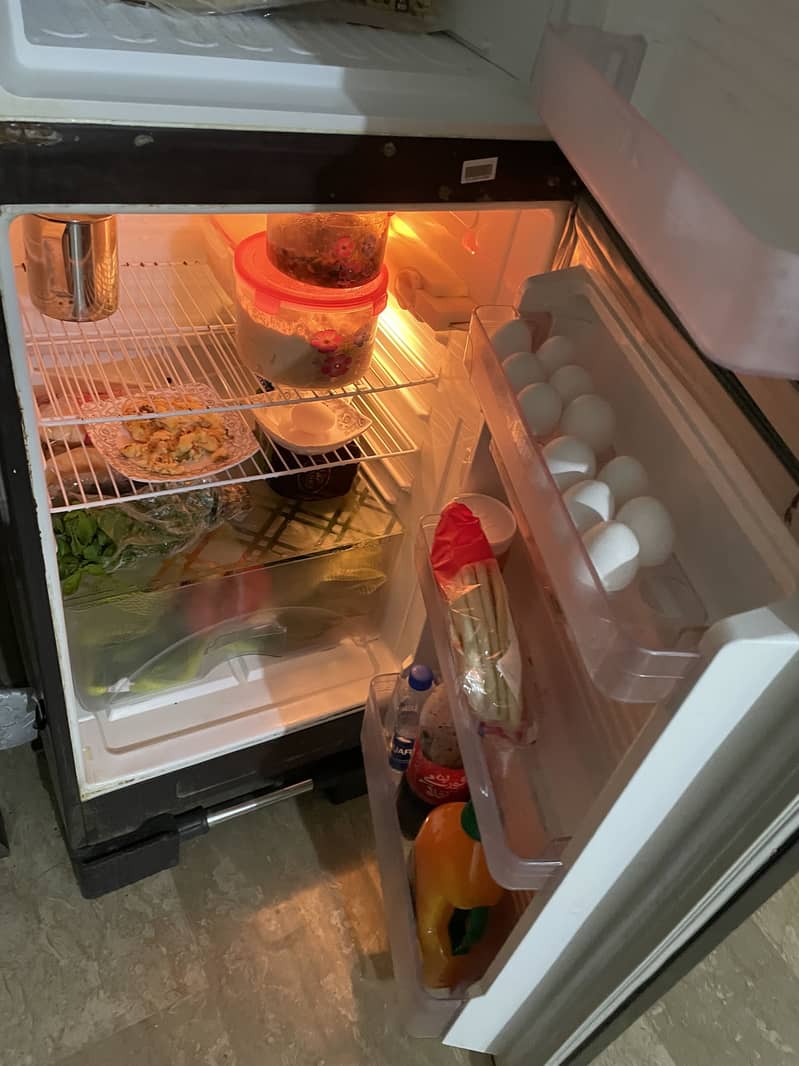 Refrigerator 1