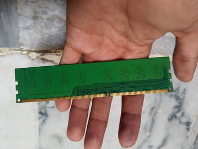 4GB DDR3 1600MHz RAM for Desktop PC - 4 piece