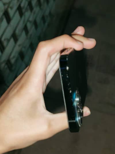 I Phone 13 pro max 85 health 10/10