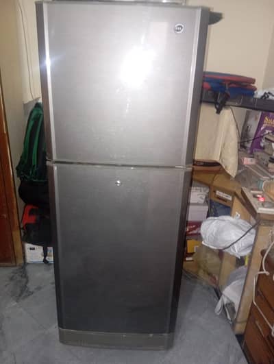PEL Refrigerator,median size,big freezer