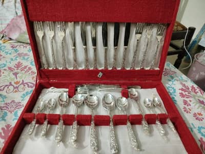 Pure Brass Embossed Silver Color Flatware 47 Piece cutlery set