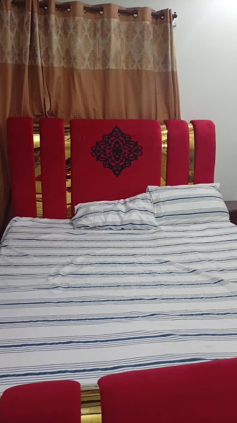 double bed 0