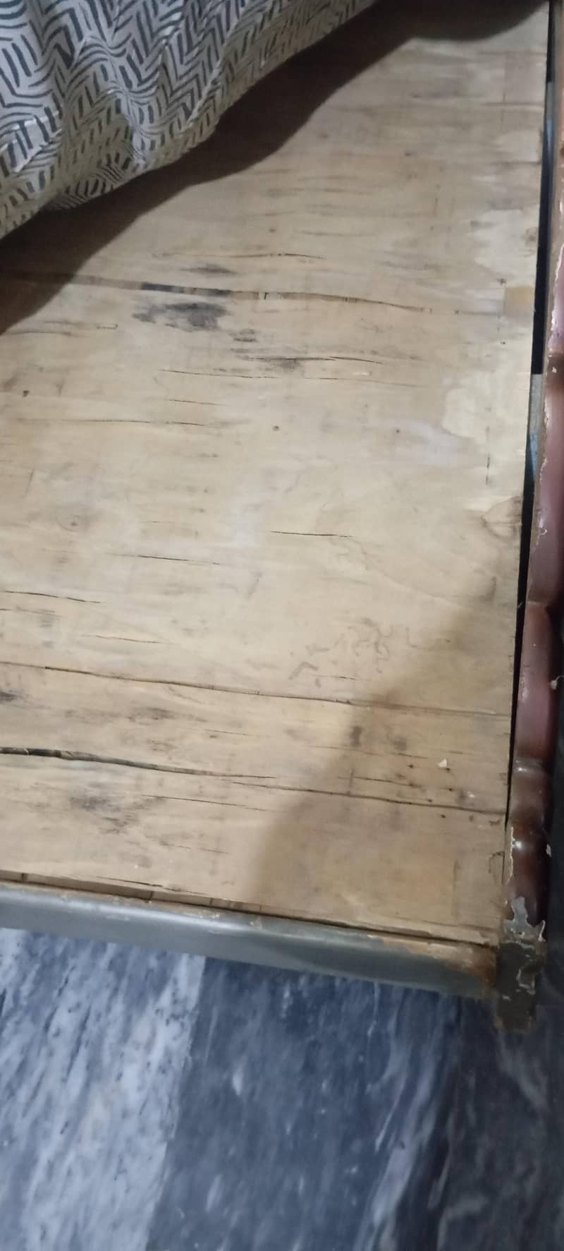 Deco paint bed 4