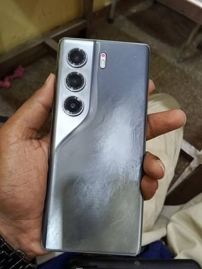 tecno camon 40pro 8gb 256gb