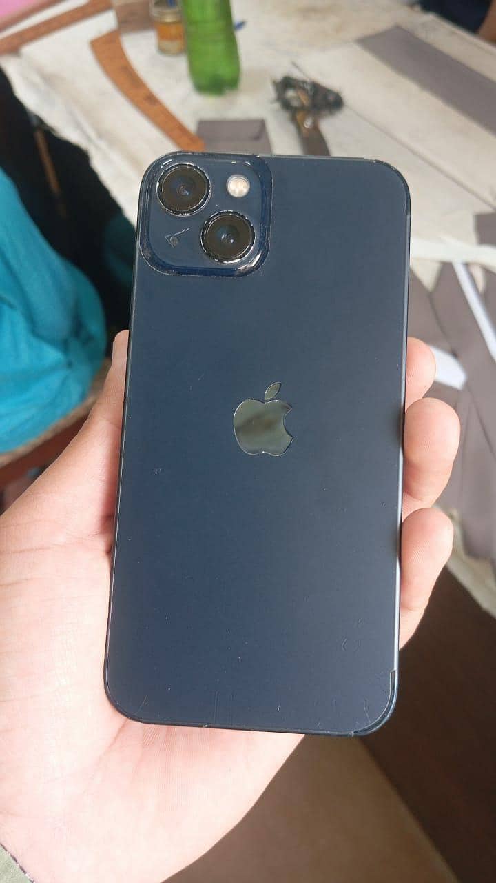 iPhone 13 1