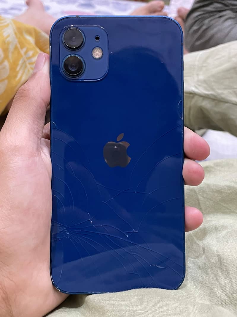 iPhone 12 0