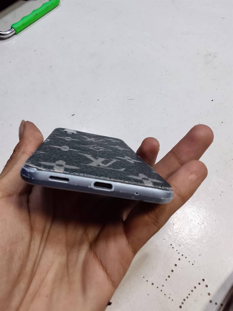 sharp aquas sense 3 plus 4