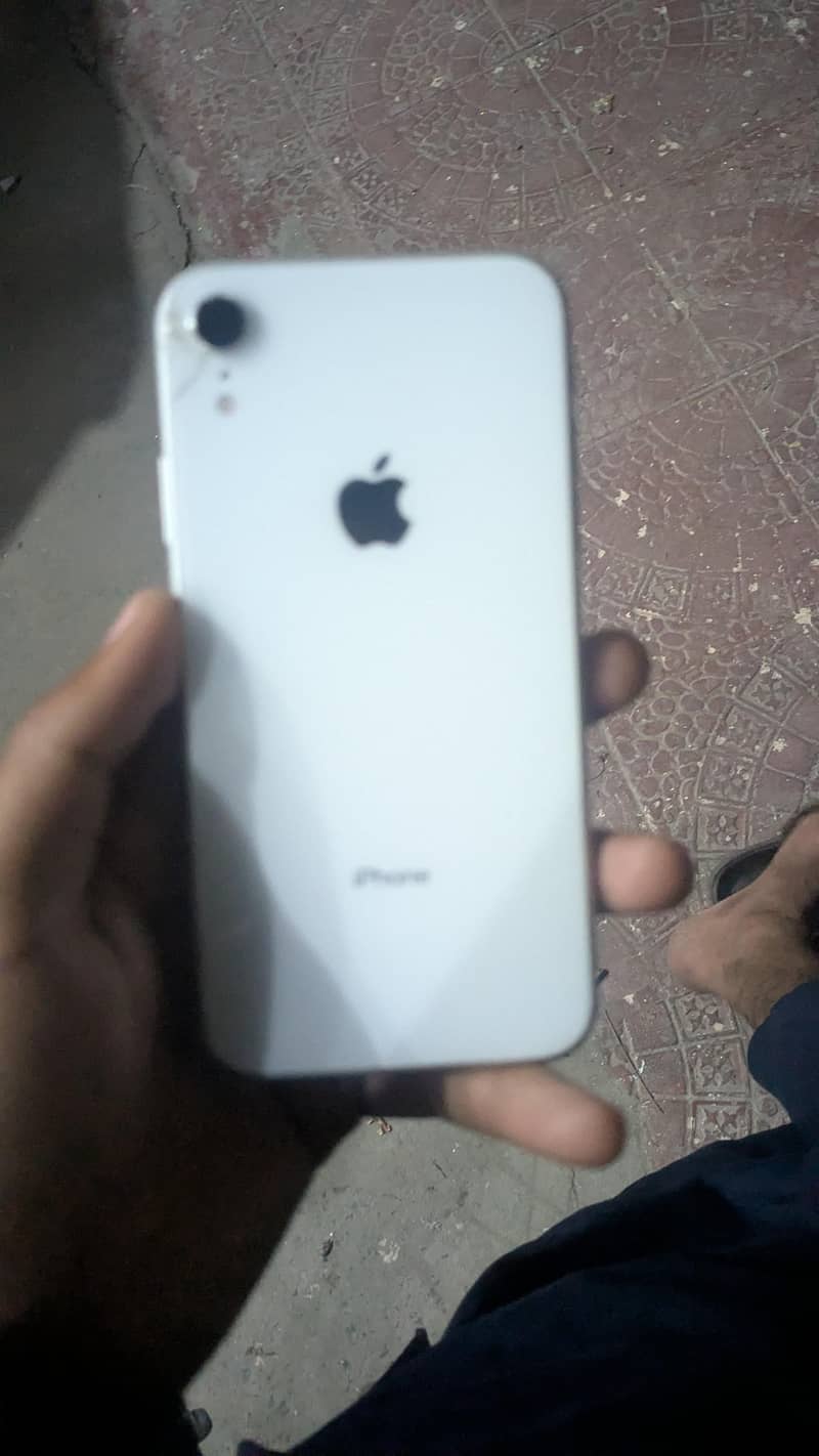 iphone xr 3