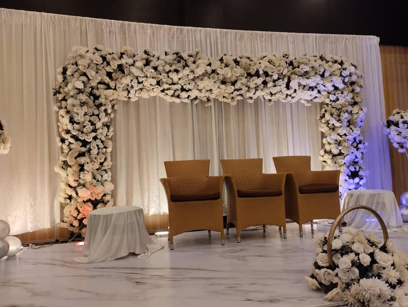 stage decoration 16