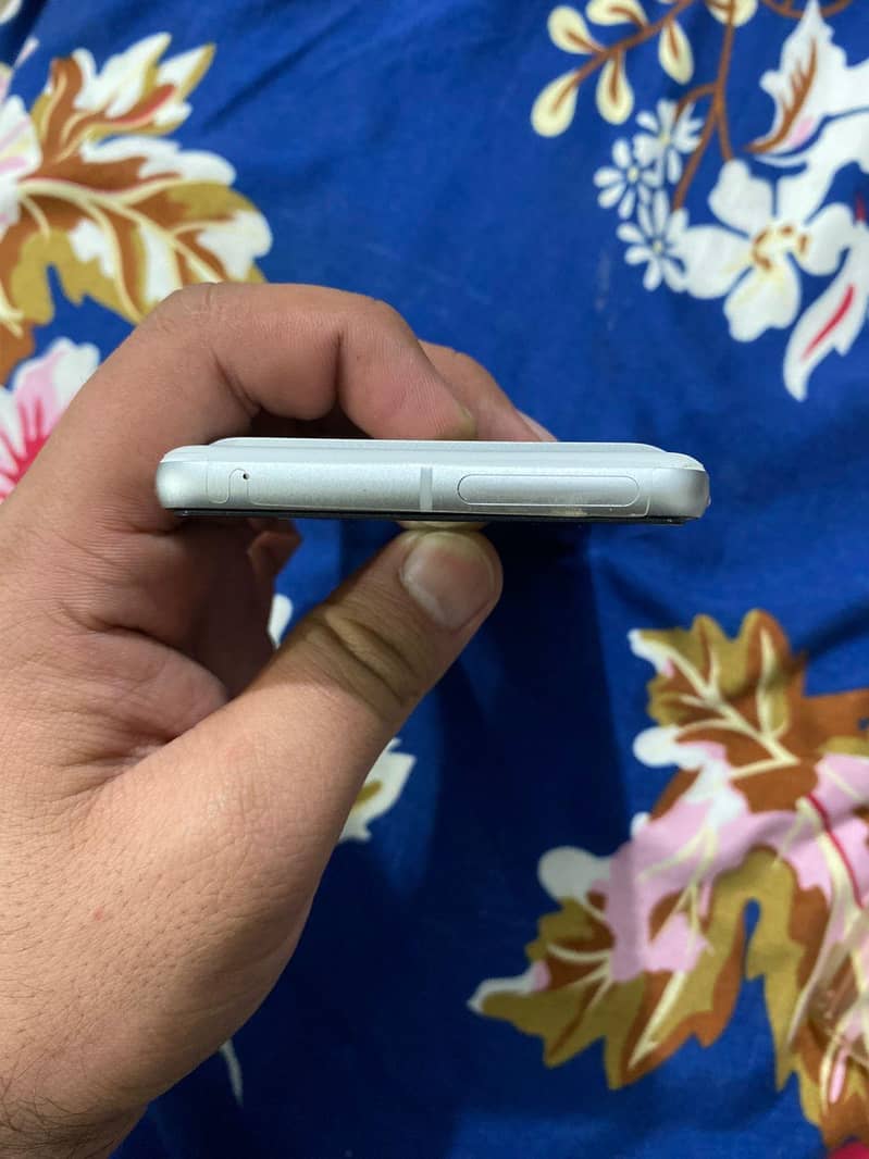 google pixel 7 4